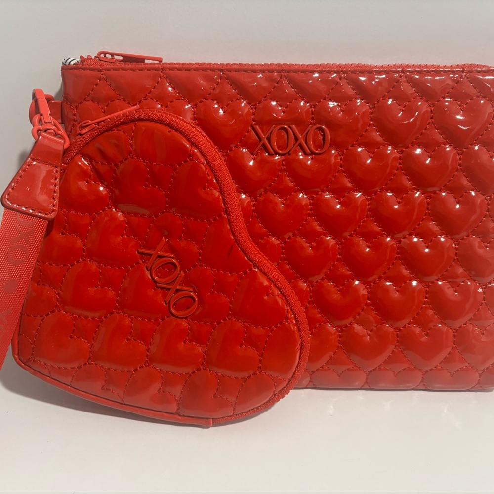 XOXO Glossy Red Heart Cosmetic Bag Set